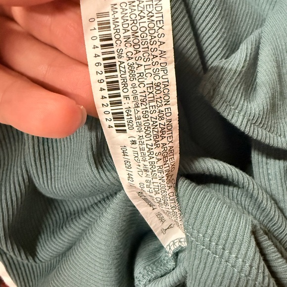 Zara Ribbed Ruffle Sleeve Long Top - Picture 6 of 6